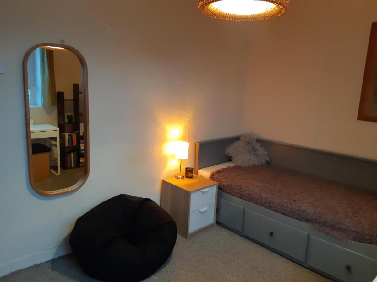 Cosy Room In Camden Town Zone 2 London Kültér fotó