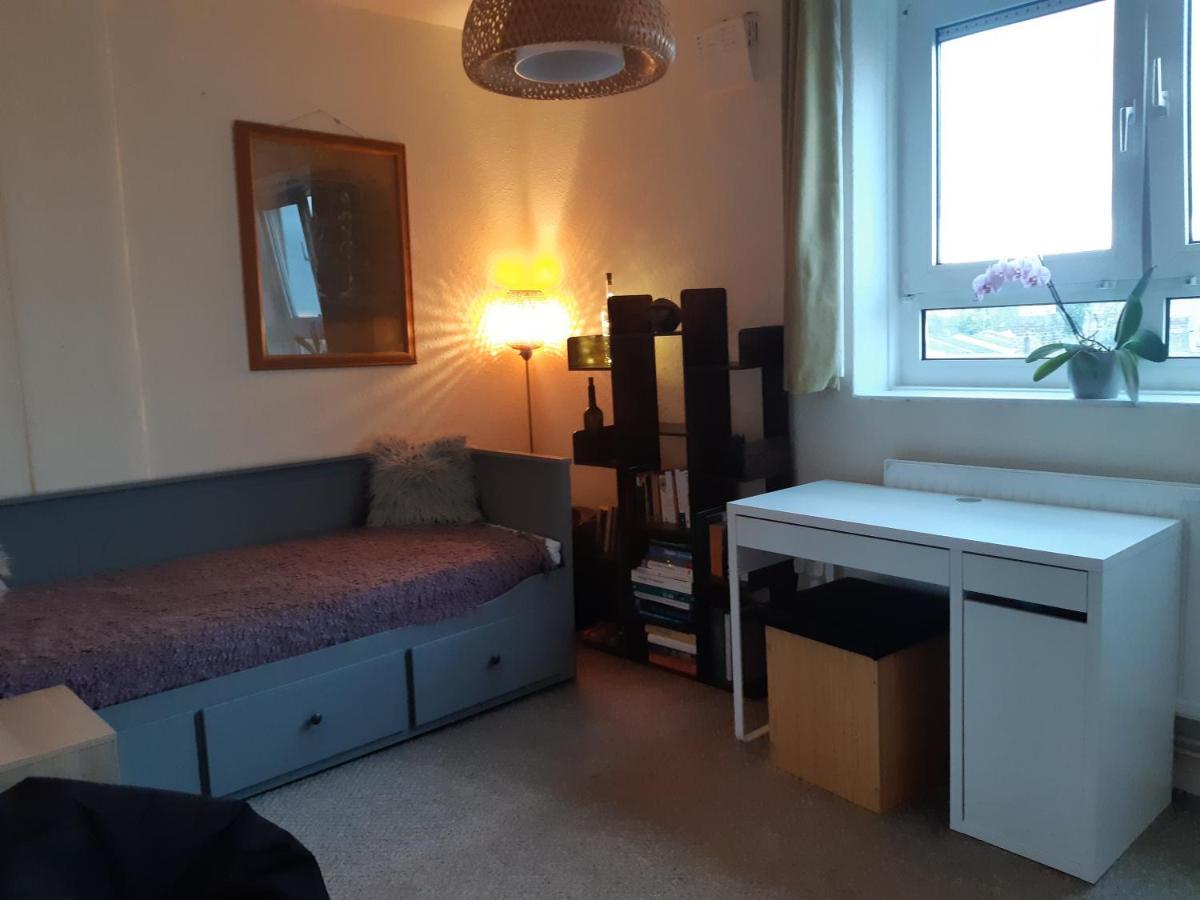 Cosy Room In Camden Town Zone 2 London Kültér fotó